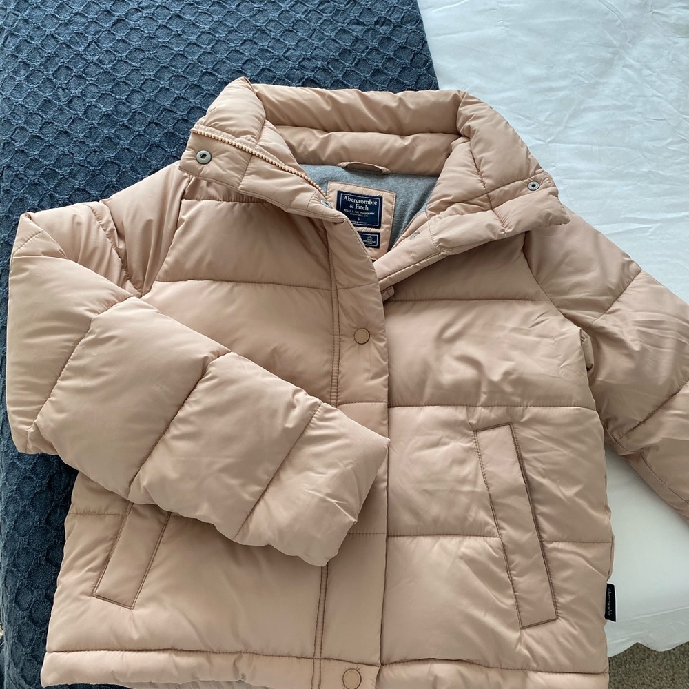 Abercrombie cropped puffer